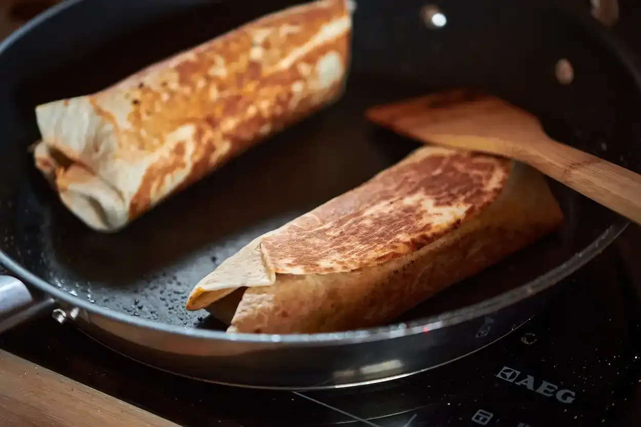 Spire Burrito med rømmedipp — steg 5