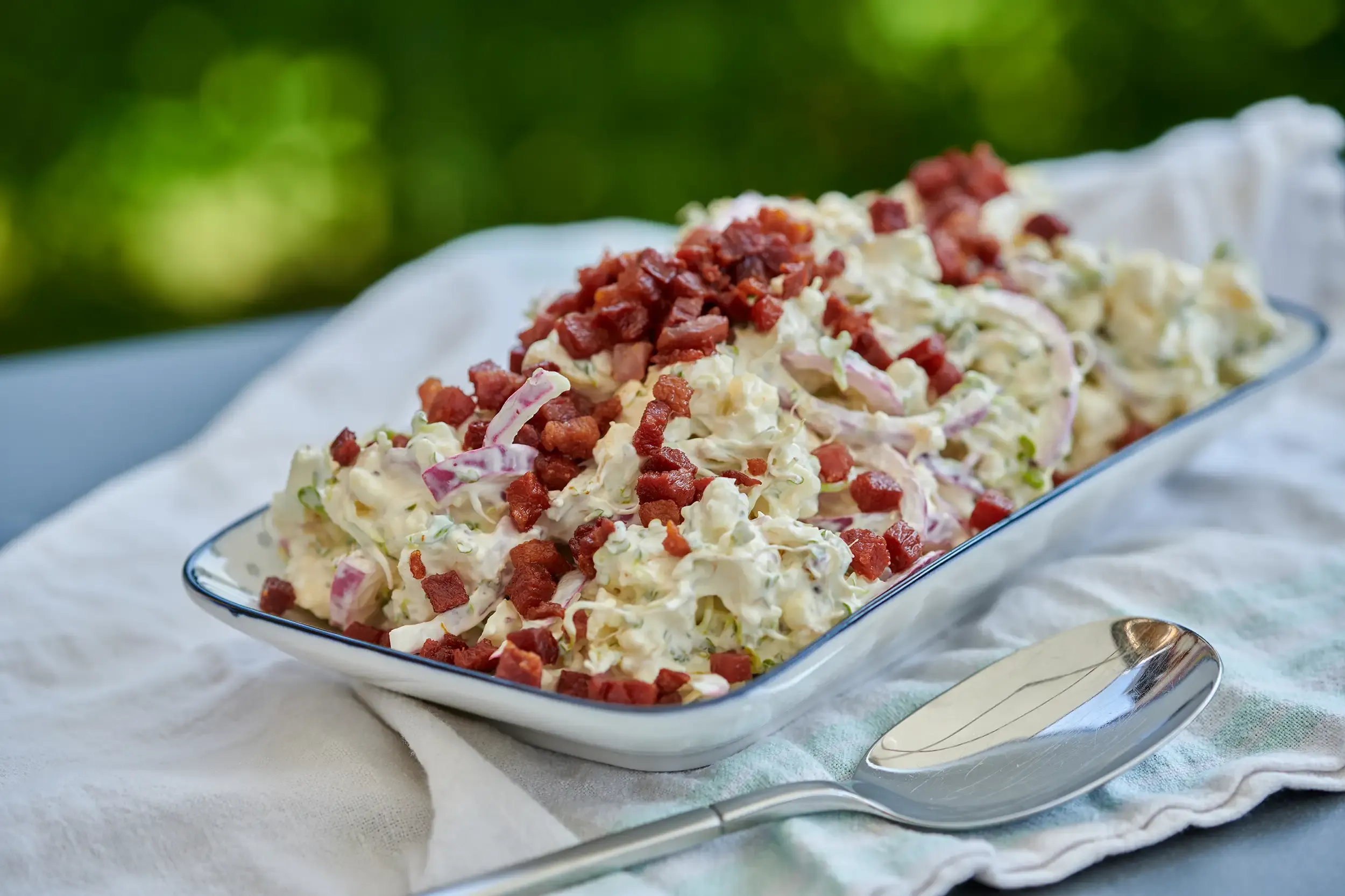 Brokkolispiresalat med bacon