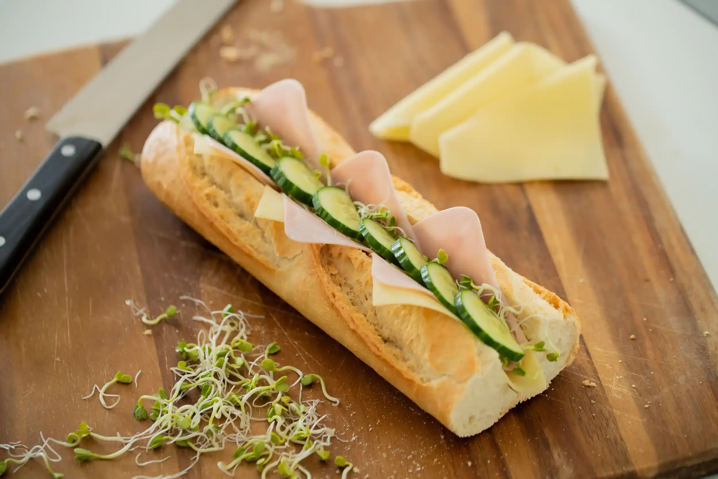 Ost og skinke baguette