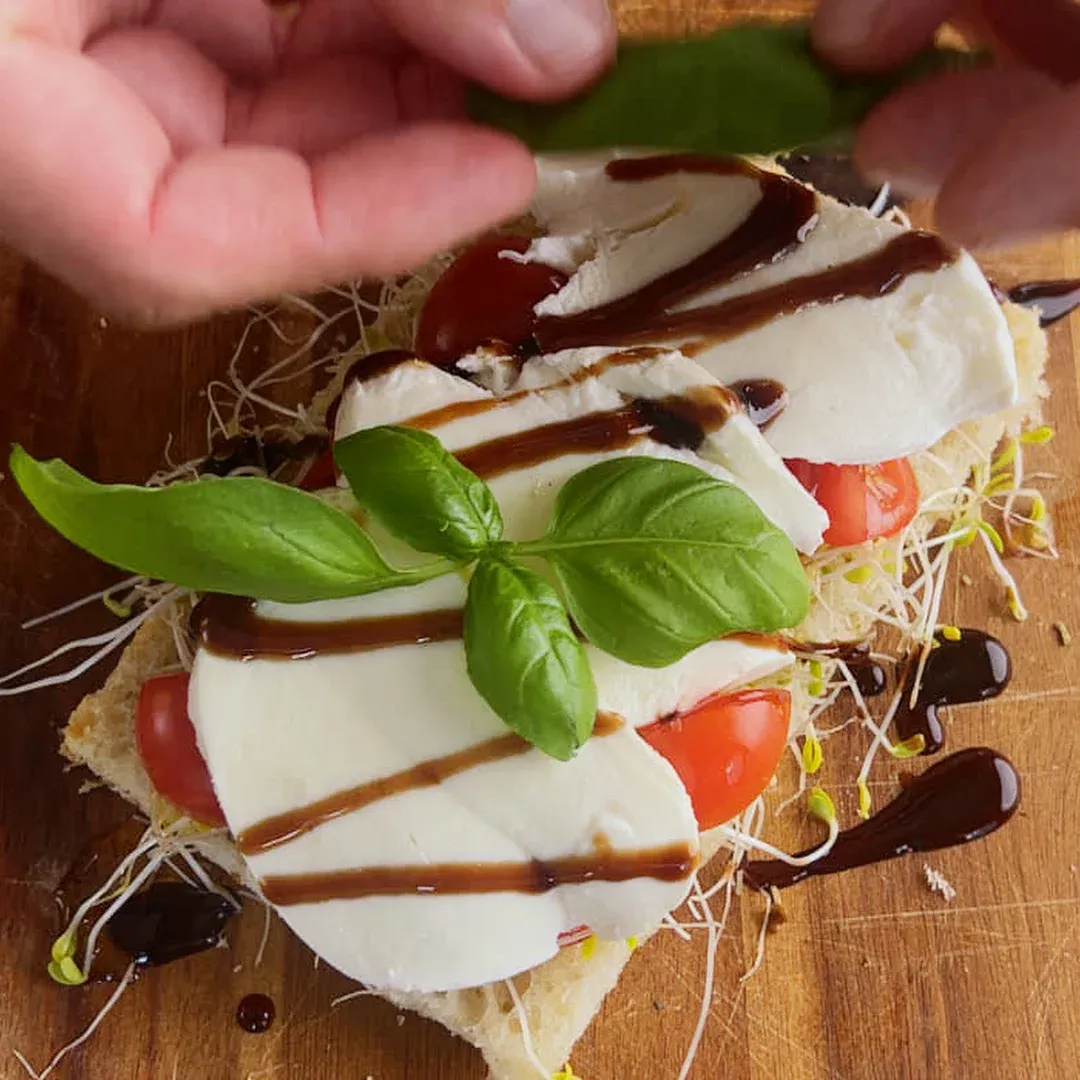 Caprese smørbrød — steg 8